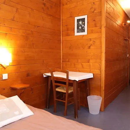 La Ferme Du Bois Barbu 2*