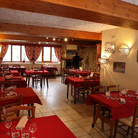 La Ferme Du Bois Barbu Hotel 2*